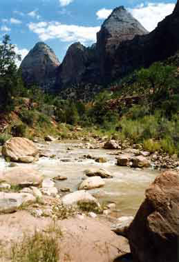 Three Sisters, Zion