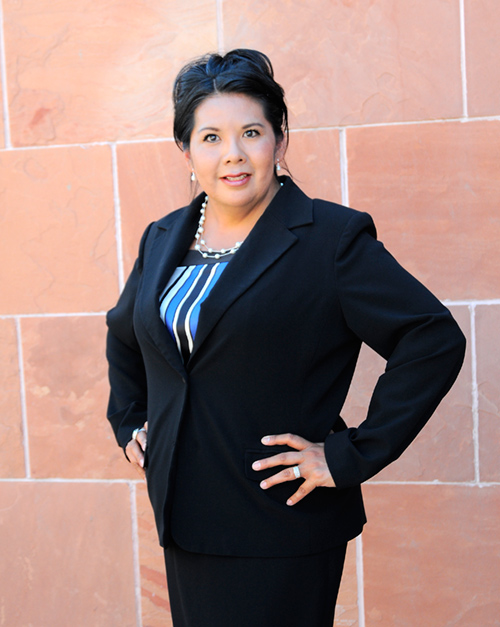 Dena Paddy, Educator - Community Health American Indian Liaison Outreach and Education Department<br />Nevada Cancer Institute, Las Vegas, Nevada, 2008, &copy; Mickey Cox 2008