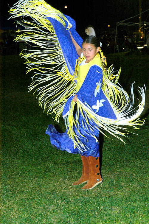 Fancy Shawl Dancer, West Valley Pow Wow 2007 - &copy; Mickey Cox 2007