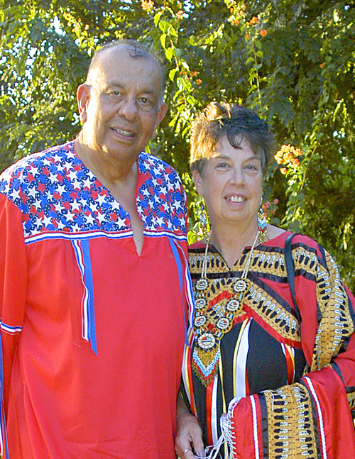 Lauretta Serna and Marshall Tall Eagle Serna, O'ahu, Hawaii at Our Lady of Kea 'au, O'ahu, Hawaii 2006 - © Mickey Cox 2006